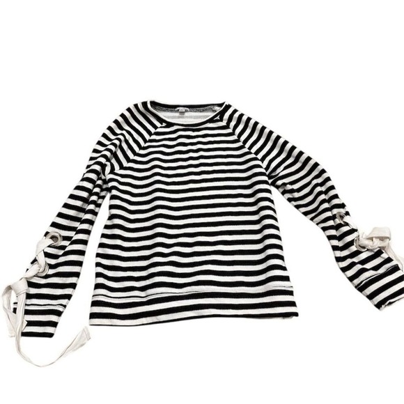 Halogen Womens Striped Crew Neck‎ Sweater Top Black Lace Up Sleeves S - Picture 2 of 5